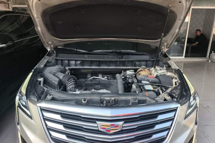 Used Cadillac XT5 2017 Anniversary Edition 28T Four-Wheel Drive Luxury Model Engine Bay