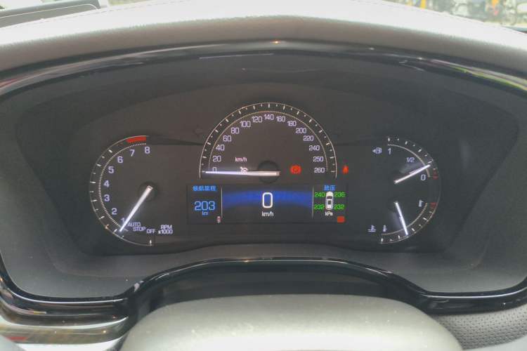 Used Cadillac XT5 2017 Anniversary Edition 28T Four-Wheel Drive Luxury Model Instrument Cluster