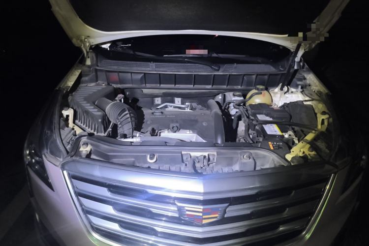 Used Cadillac XT5 2017 Anniversary Edition 25T Luxury Model Engine Bay
