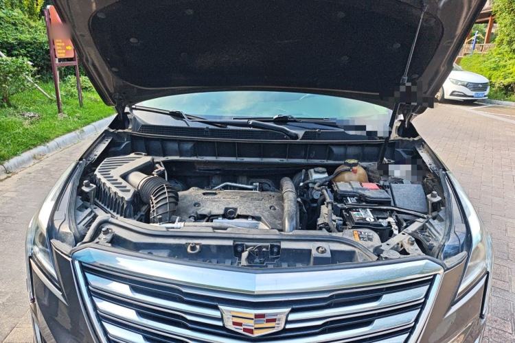 Used Cadillac XT5 2017 Anniversary Edition 25T Luxury Model Engine Bay