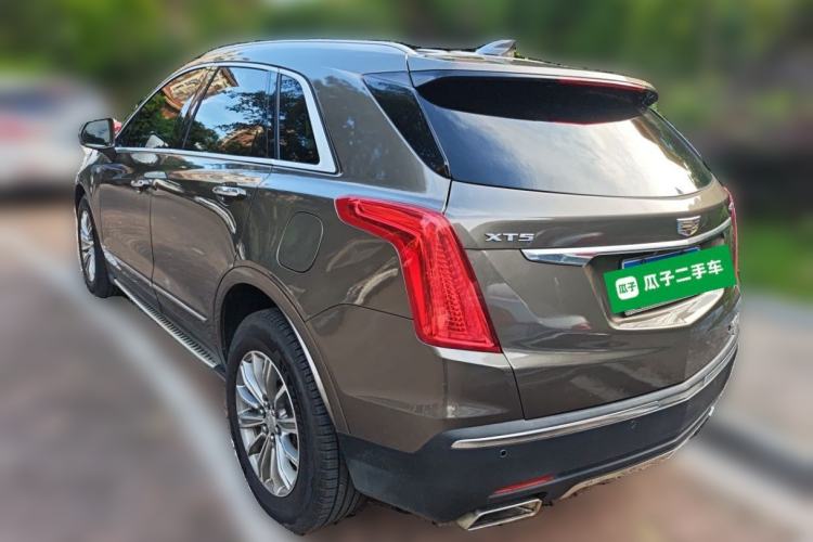 Used Cadillac XT5 2017 Anniversary Edition 25T Luxury Model Rear Left 45 Deg