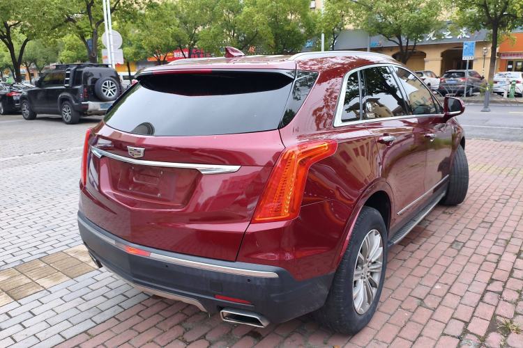 Used Cadillac XT5 2017 Anniversary Edition 25T Luxury Model Rear Right 45 Deg