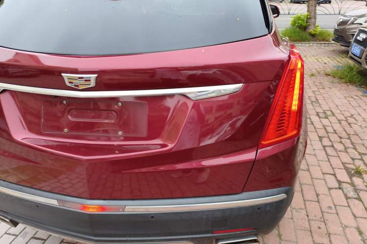 Used Cadillac XT5 2017 Anniversary Edition 25T Luxury Model Right Rear Taillight