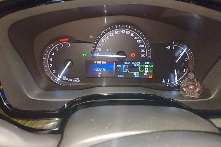 Used Cadillac XT5 2017 Anniversary Edition 25T Luxury Model Instrument Cluster