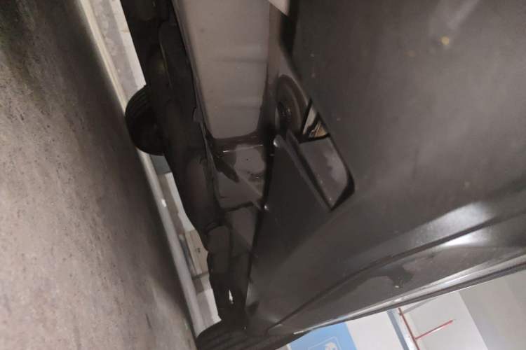 Used Cadillac XT5 2017 Anniversary Edition 25T Luxury Model Chassis Front Left