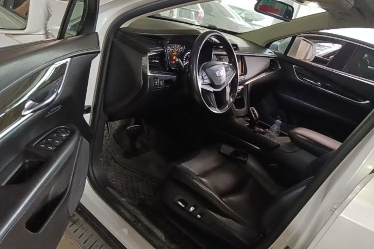 Used Cadillac XT5 2017 Anniversary Edition 28T Four-Wheel Drive Luxury Model Driver Seat