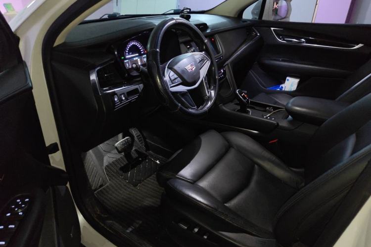 Used Cadillac XT5 2017 Anniversary Edition 28T Four-Wheel Drive Luxury Model Driver Seat