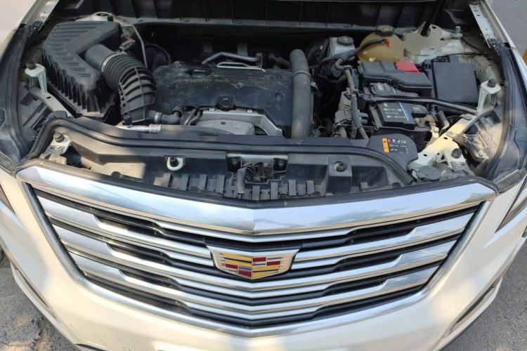 Used Cadillac XT5 2017 Anniversary Edition 25T Luxury Model Engine Bay