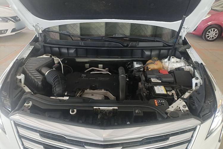Used Cadillac XT5 2017 Anniversary Edition 28T Four-Wheel Drive Tech Model Engine Bay