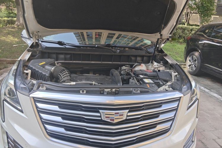 Used Cadillac XT5 2017 Anniversary Edition 25T Luxury Model Engine Bay