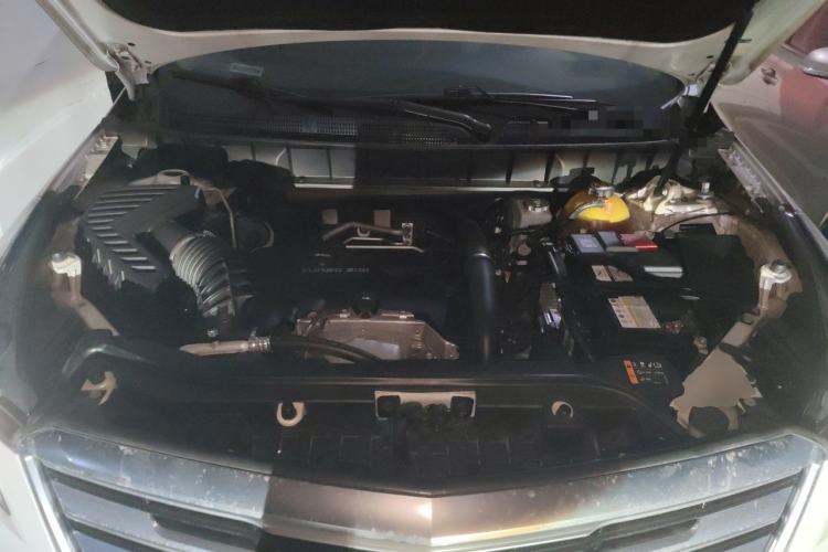 Used Cadillac XT5 2017 Anniversary Edition 25T Luxury Model Engine Bay
