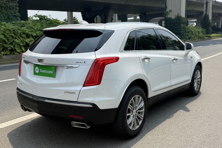 Used Cadillac XT5 2017 Anniversary Edition 28T Four-Wheel Drive Luxury Model Exterior 2