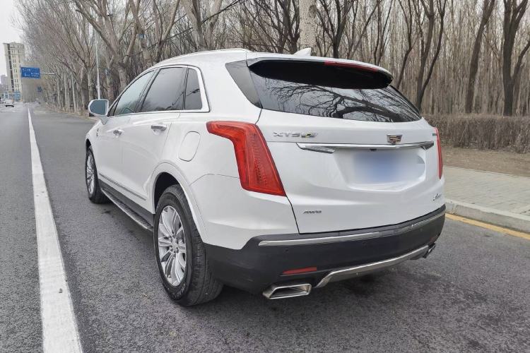 Used Cadillac XT5 2017 Anniversary Edition 28T Four-Wheel Drive Luxury Model Exterior 4