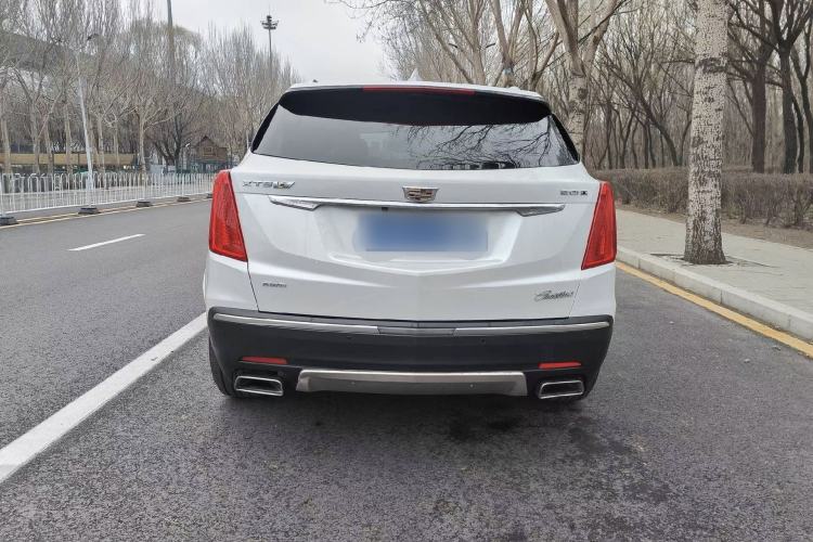 Used Cadillac XT5 2017 Anniversary Edition 28T Four-Wheel Drive Luxury Model Exterior 5