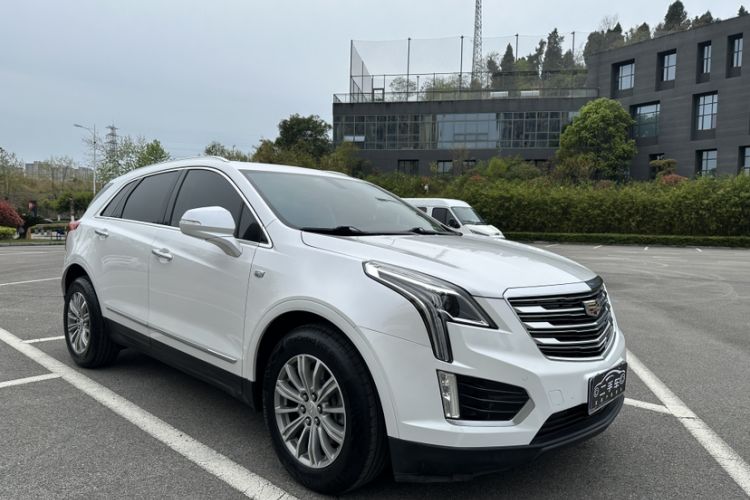 Used Cadillac XT5 2017 Anniversary Edition 28T Four-Wheel Drive Luxury Model Exterior 7
