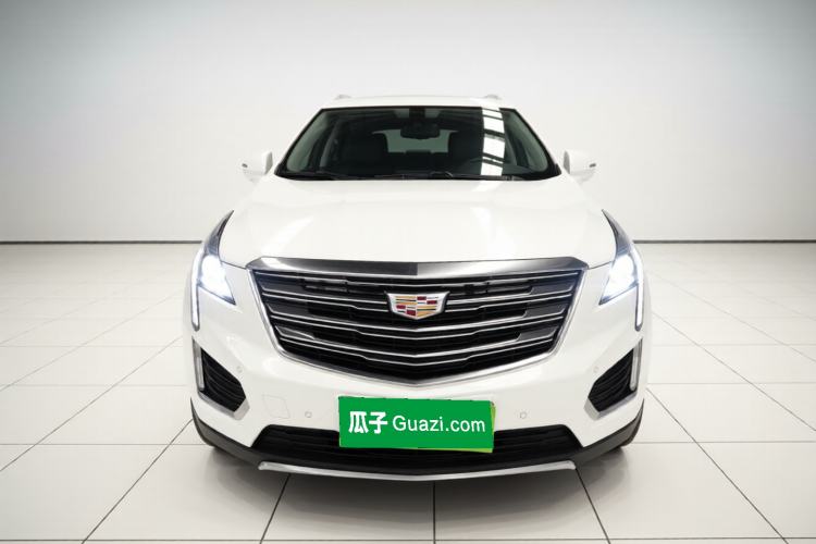 Used Cadillac XT5 2017 Anniversary Edition 25T Luxury Model Front