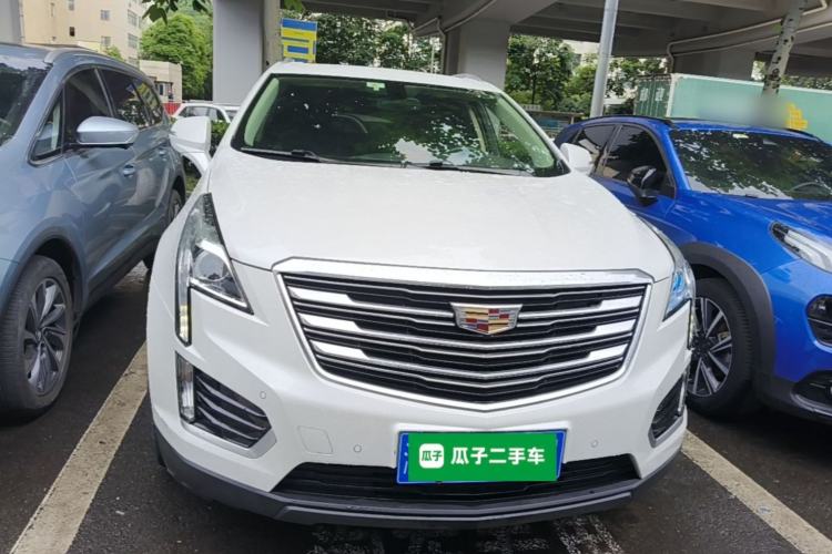 Used Cadillac XT5 2017 Anniversary Edition 25T Luxury Model Front