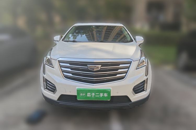 Used Cadillac XT5 2017 Anniversary Edition 25T Luxury Model Front