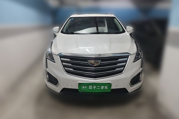 Used Cadillac XT5 2017 Anniversary Edition 25T Luxury Model Front
