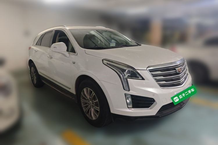 Used Cadillac XT5 2017 Anniversary Edition 25T Luxury Model Front Right 45 Deg
