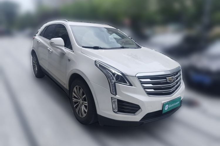 Used Cadillac XT5 2017 Anniversary Edition 25T Luxury Model Front Right 45 Deg