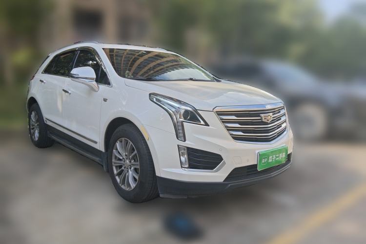 Used Cadillac XT5 2017 Anniversary Edition 25T Luxury Model Front Right 45 Deg