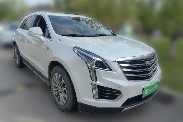 Used Cadillac XT5 2017 Anniversary Edition 25T Luxury Model Front Right 45 Deg