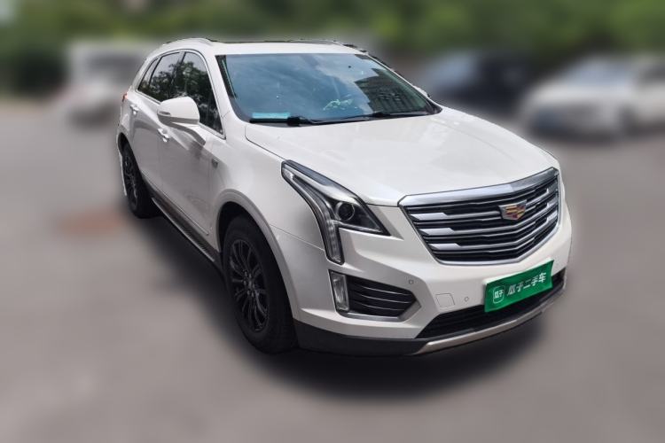 Used Cadillac XT5 2017 Anniversary Edition 25T Luxury Model Front Right 45 Deg