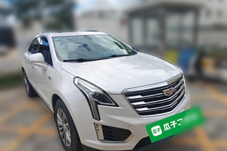 Used Cadillac XT5 2017 Anniversary Edition 28T Four-Wheel Drive Luxury Model Front Right 45 Deg