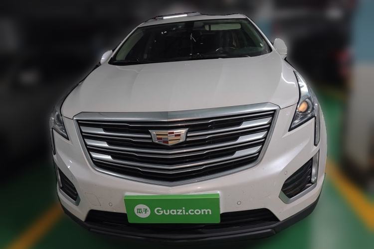 Used Cadillac XT5 2017 Anniversary Edition 25T Luxury Model Front