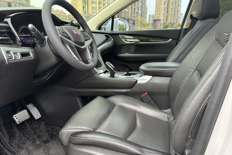 Used Cadillac XT5 2017 Anniversary Edition 28T Four-Wheel Drive Luxury Model Gear Lever