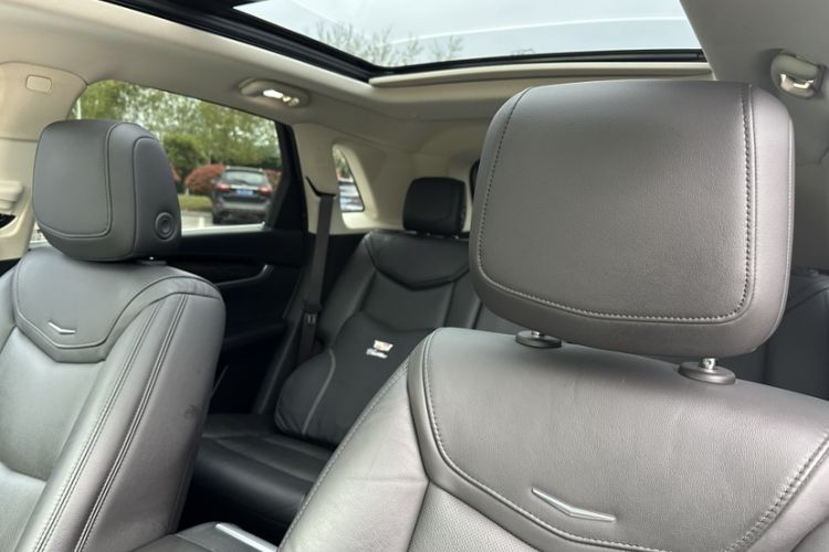 Used Cadillac XT5 2017 Anniversary Edition 28T Four-Wheel Drive Luxury Model Interior 5