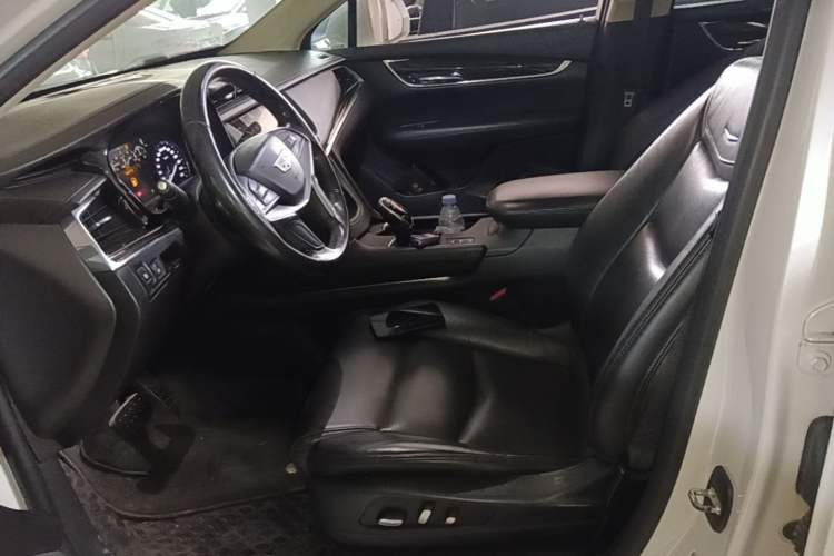 Used Cadillac XT5 2017 Anniversary Edition 28T Four-Wheel Drive Luxury Model Left Front Seat
