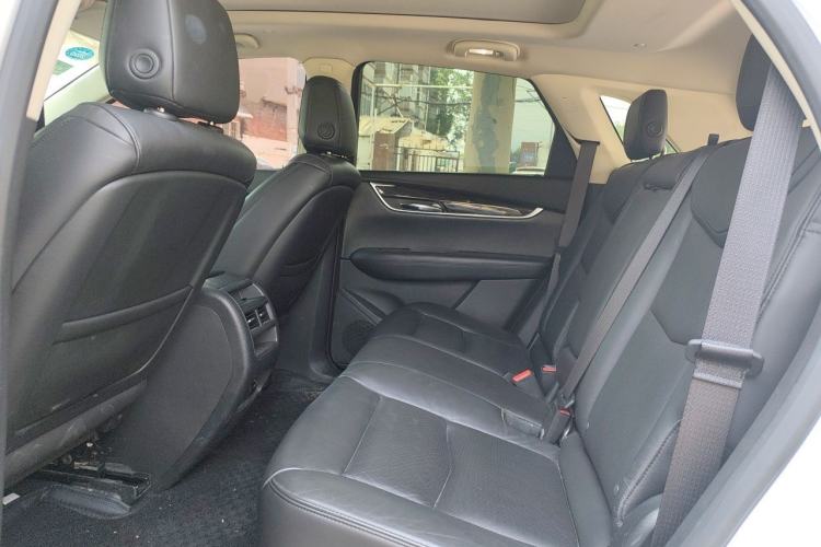 Used Cadillac XT5 2017 Anniversary Edition 25T Luxury Model Left Rear Seat