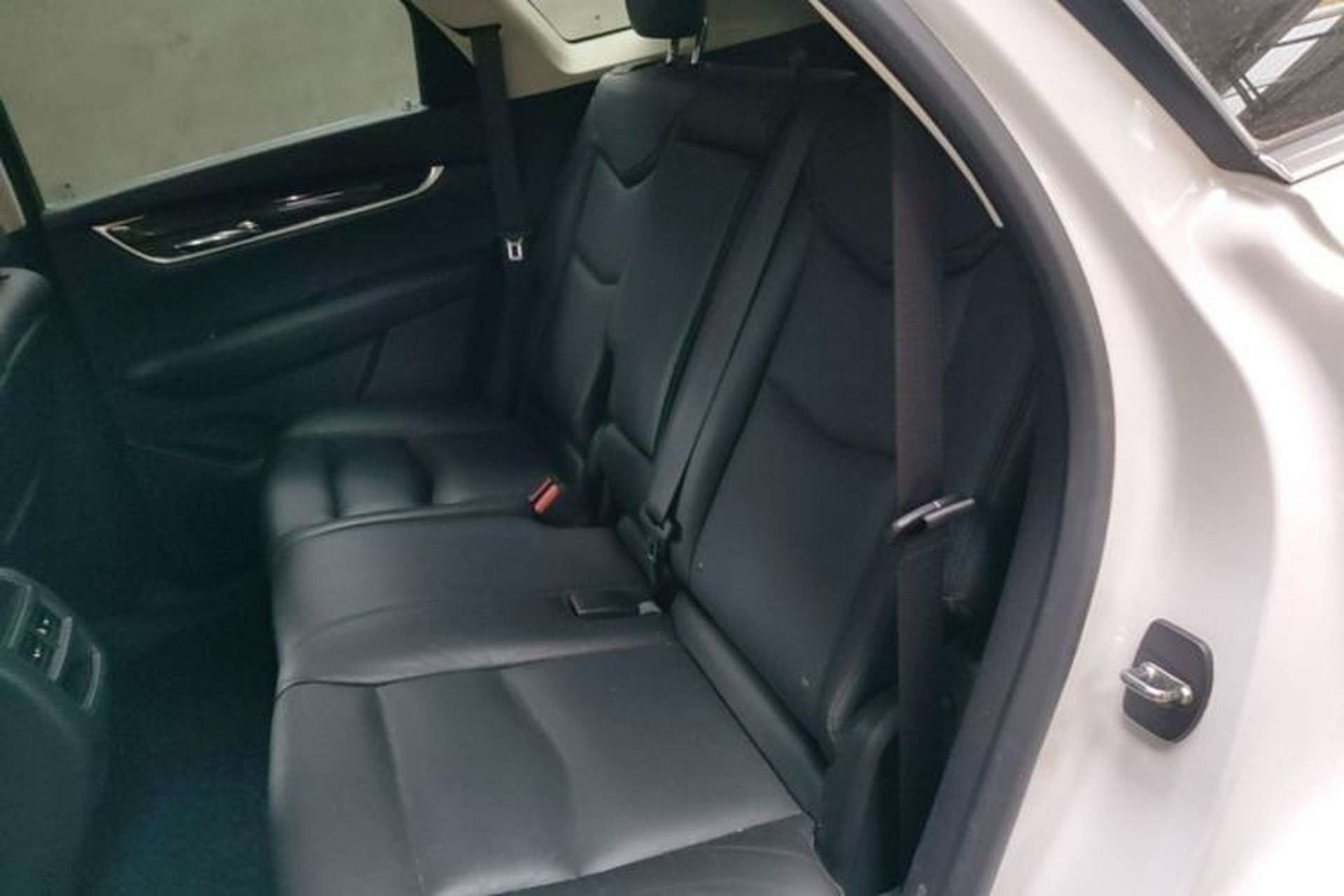 Used Cadillac XT5 2017 Anniversary Edition 25T Luxury Model Left Rear Seat