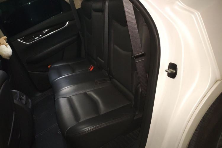 Used Cadillac XT5 2017 Anniversary Edition 25T Luxury Model Left Rear Seat