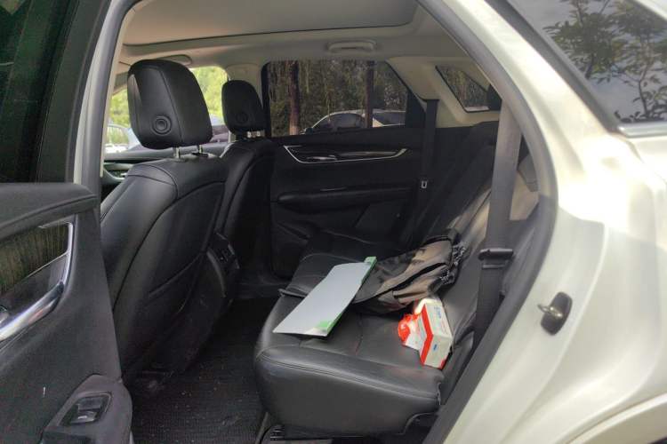 Used Cadillac XT5 2017 Anniversary Edition 25T Luxury Model Left Rear Seat
