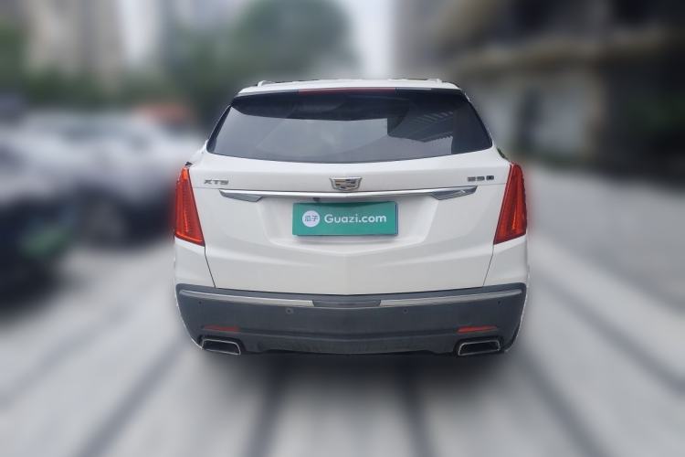 Used Cadillac XT5 2017 Anniversary Edition 25T Luxury Model Rear