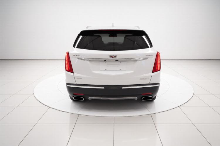 Used Cadillac XT5 2017 Anniversary Edition 28T Four-Wheel Drive Tech Model Rear