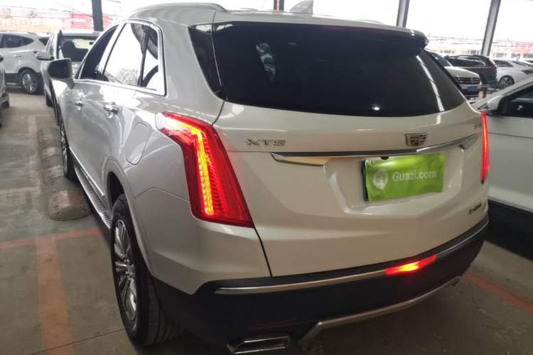Used Cadillac XT5 2017 Anniversary Edition 25T Luxury Model Rear Left 45 Deg