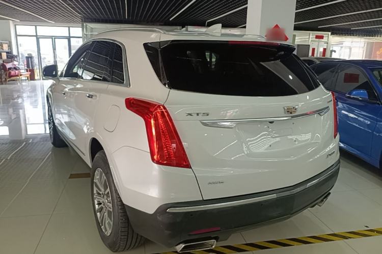 Used Cadillac XT5 2017 Anniversary Edition 28T Four-Wheel Drive Luxury Model Rear Left 45 Deg