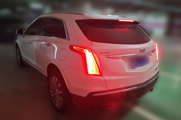 Used Cadillac XT5 2017 Anniversary Edition 25T Luxury Model Rear Left 45 Deg