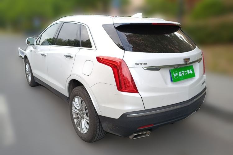 Used Cadillac XT5 2017 Anniversary Edition 25T Tech Model Rear Left 45 Deg