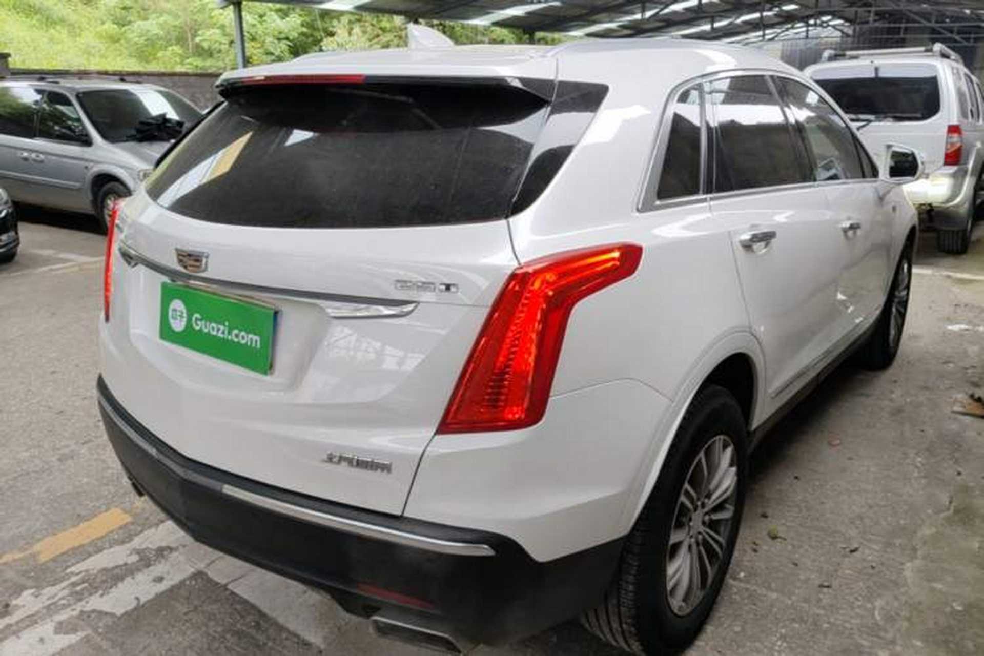 Used Cadillac XT5 2017 Anniversary Edition 25T Luxury Model Rear Right 45 Deg