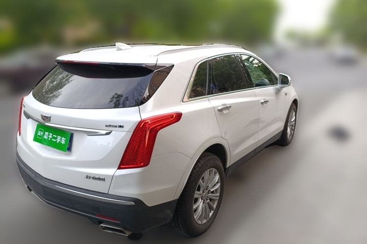 Used Cadillac XT5 2017 Anniversary Edition 25T Tech Model Rear Right 45 Deg