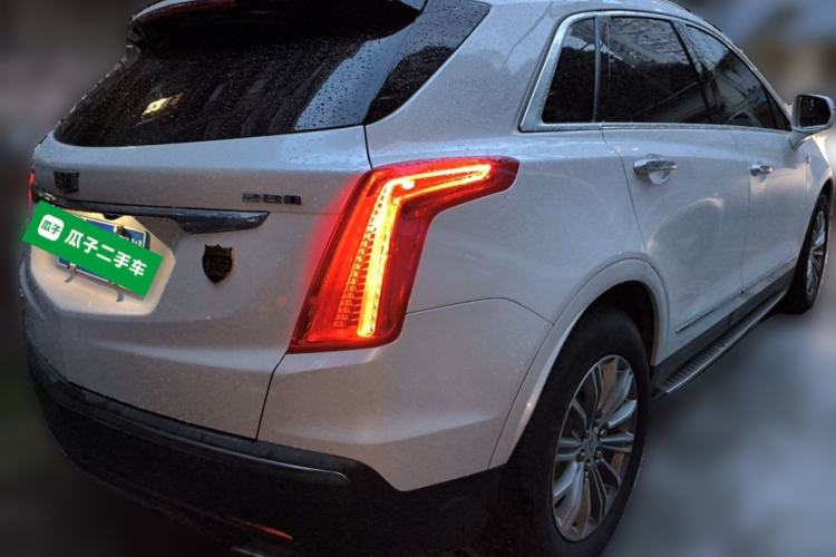 Used Cadillac XT5 2017 Anniversary Edition 28T Four-Wheel Drive Tech Model Rear Right 45 Deg