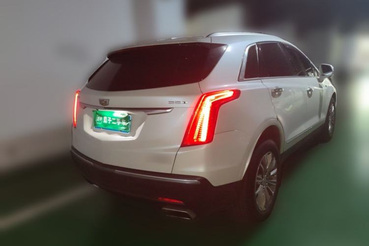 Used Cadillac XT5 2017 Anniversary Edition 25T Luxury Model Rear Right 45 Deg