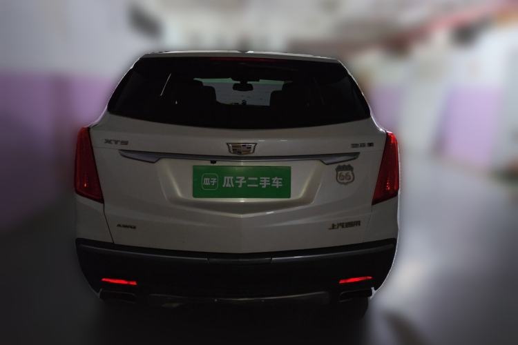 Used Cadillac XT5 2017 Anniversary Edition 28T Four-Wheel Drive Luxury Model Rear
