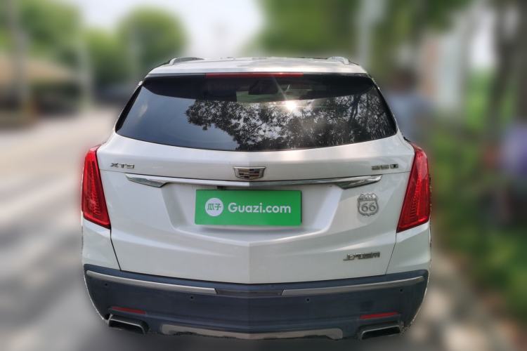 Used Cadillac XT5 2017 Anniversary Edition 25T Luxury Model Rear