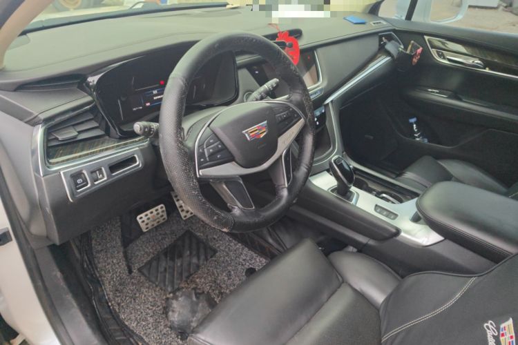 Used Cadillac XT5 2017 Anniversary Edition 28T Four-Wheel Drive Luxury Model Steering Wheel